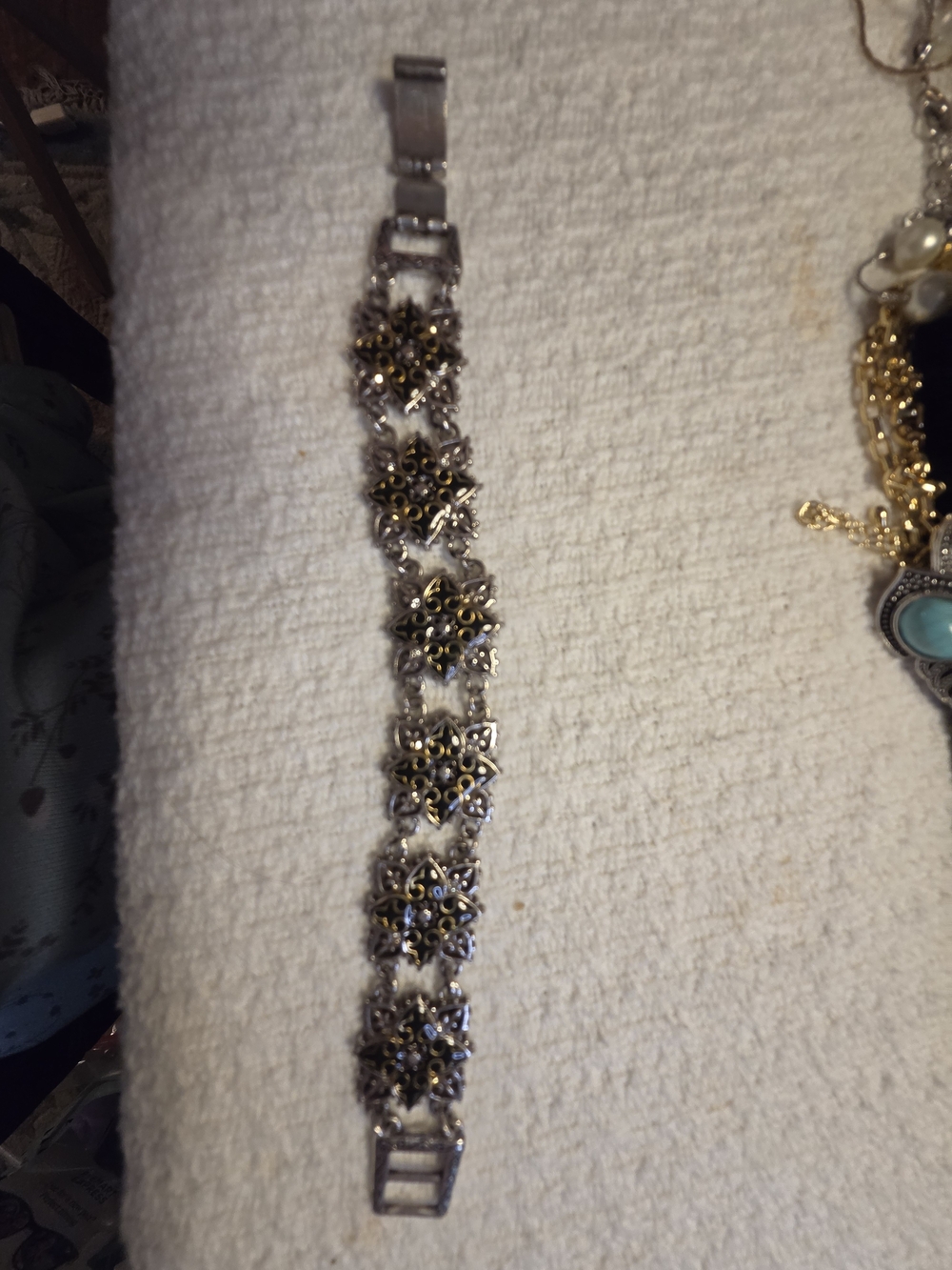 Brighton Vintage-Inspired Silver and Gold Floral Link Bracelet - Women's Jewelry
